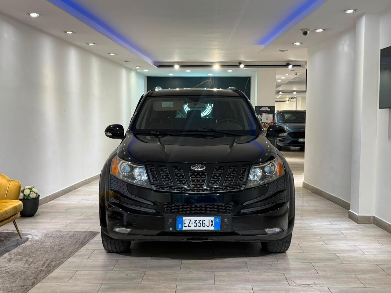 Mahindra XUV500 2.2 16V FWD W8
