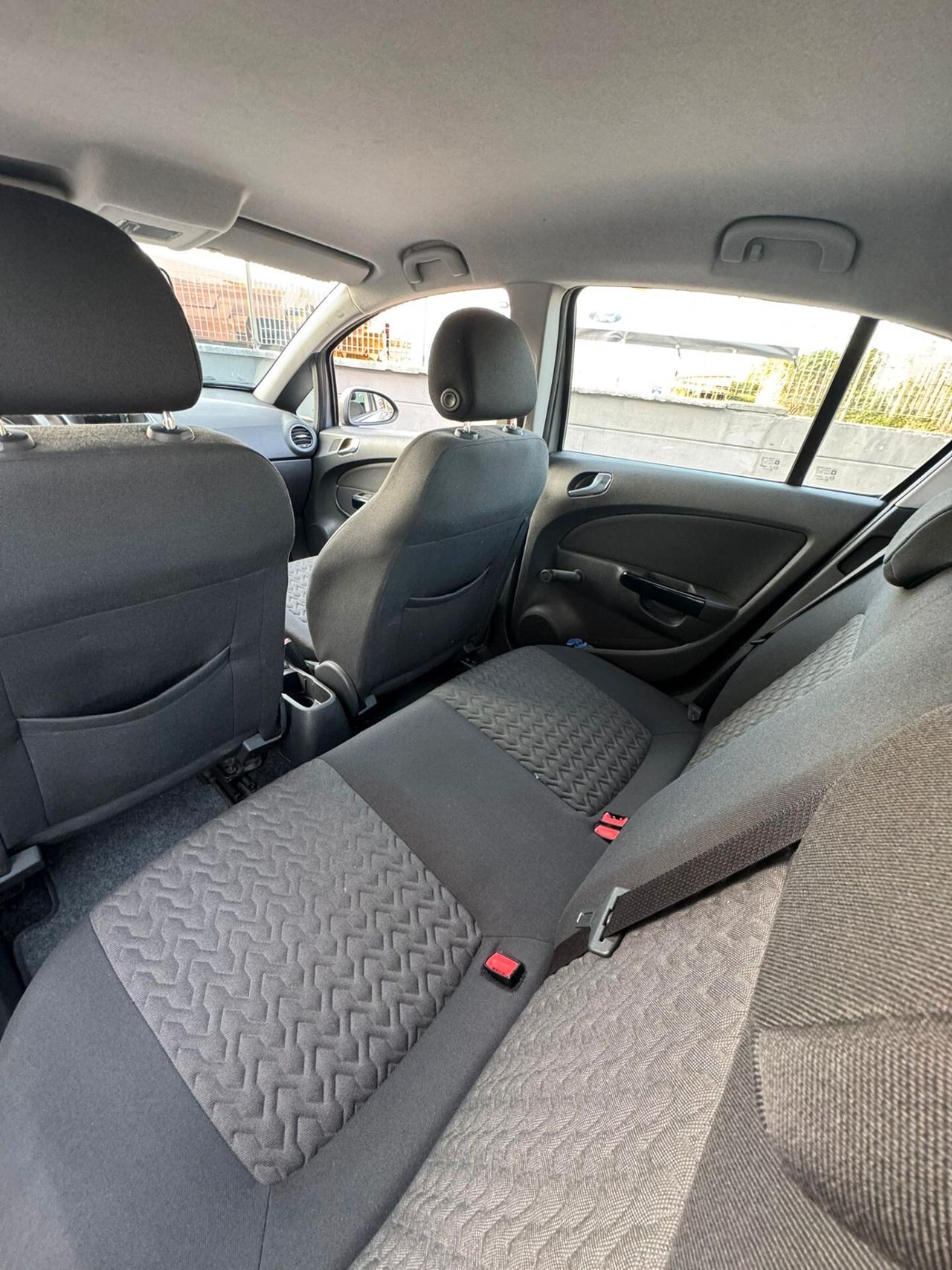 Opel Corsa 1.2 85CV 5 porte GPL-TECH Edition