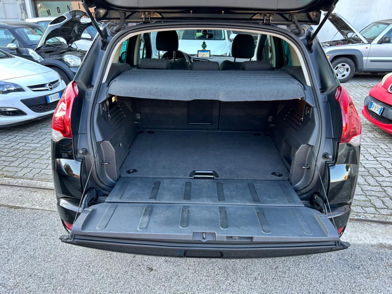 Peugeot 3008 GARANZIA 12 MESI 1.6 HDi CV115 ALLURE