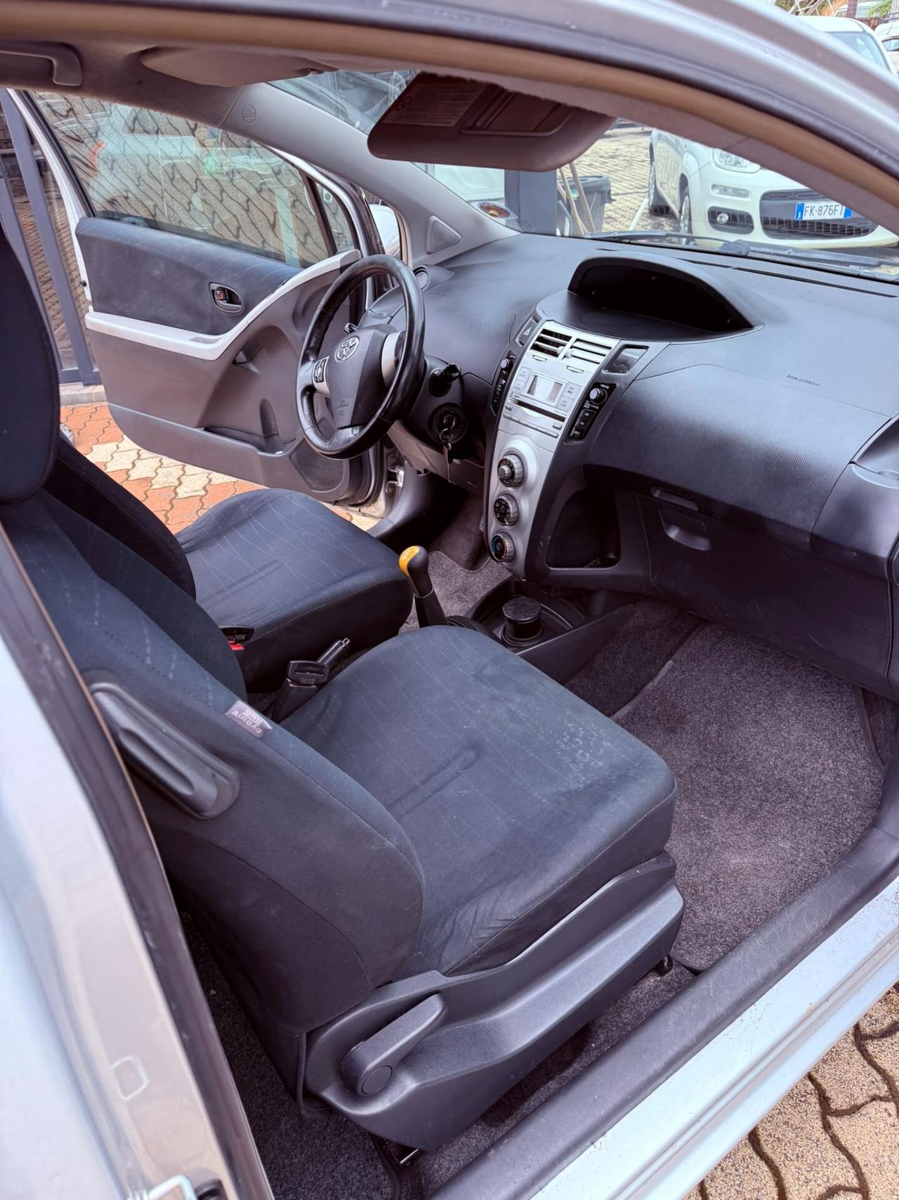 Toyota Yaris 1.3 3 porte Sol
