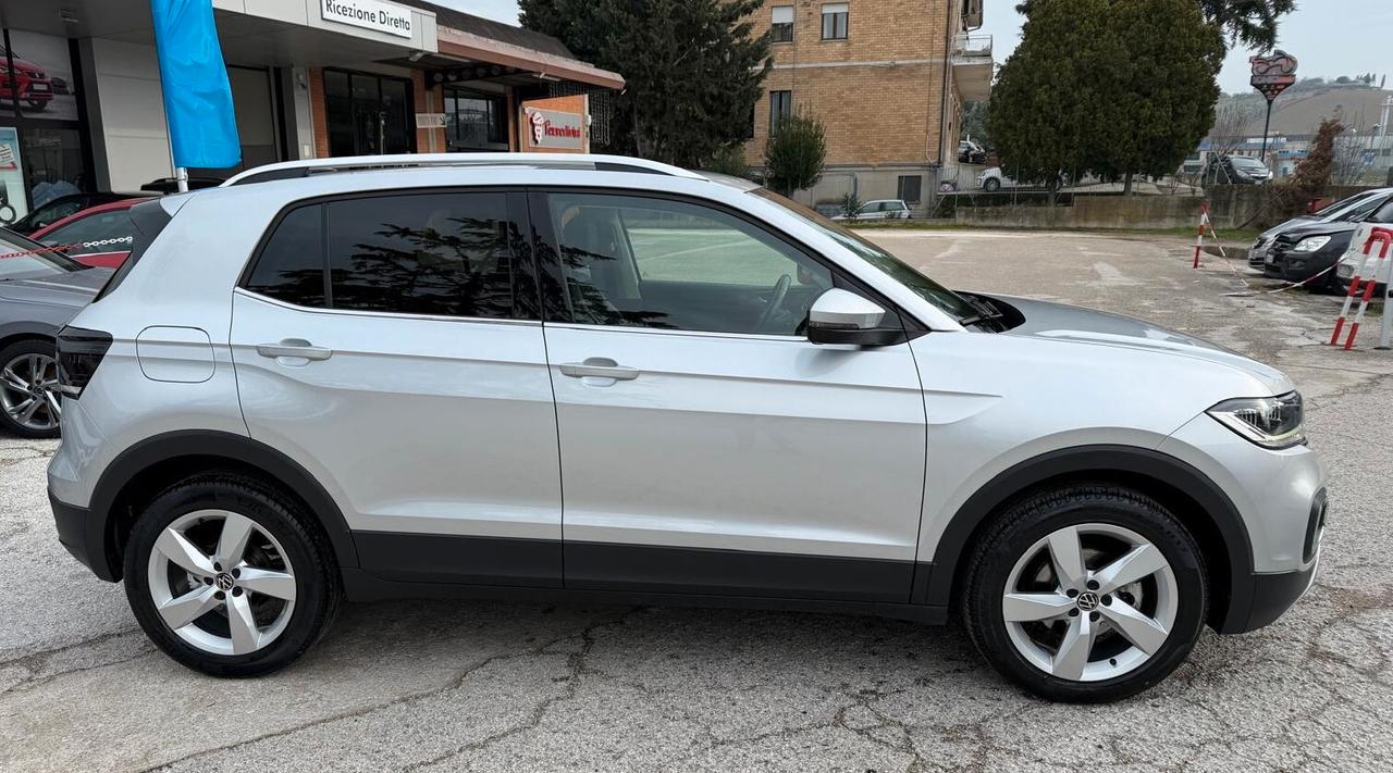 Volkswagen T-Cross 1.0 TSI 110 CV Sport