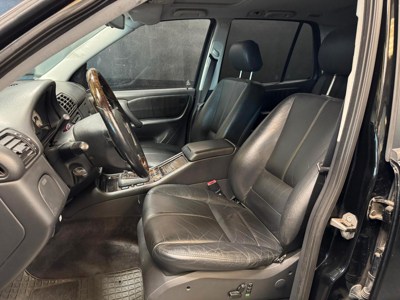 Mercedes ML 55 AMG asi