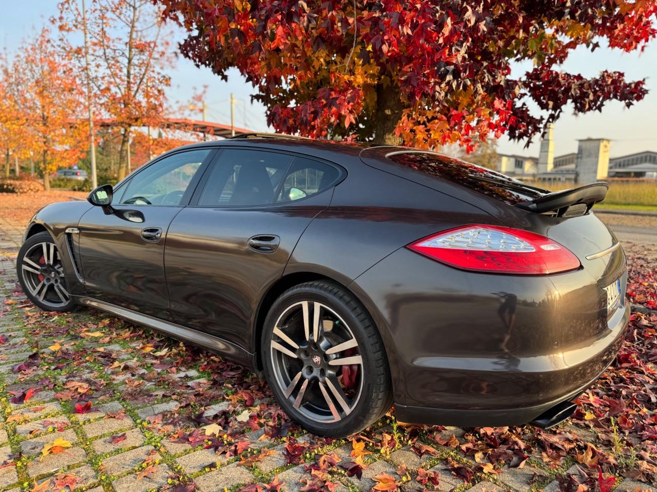 Porsche Panamera 3.0 Diesel PLATINUM EDITION