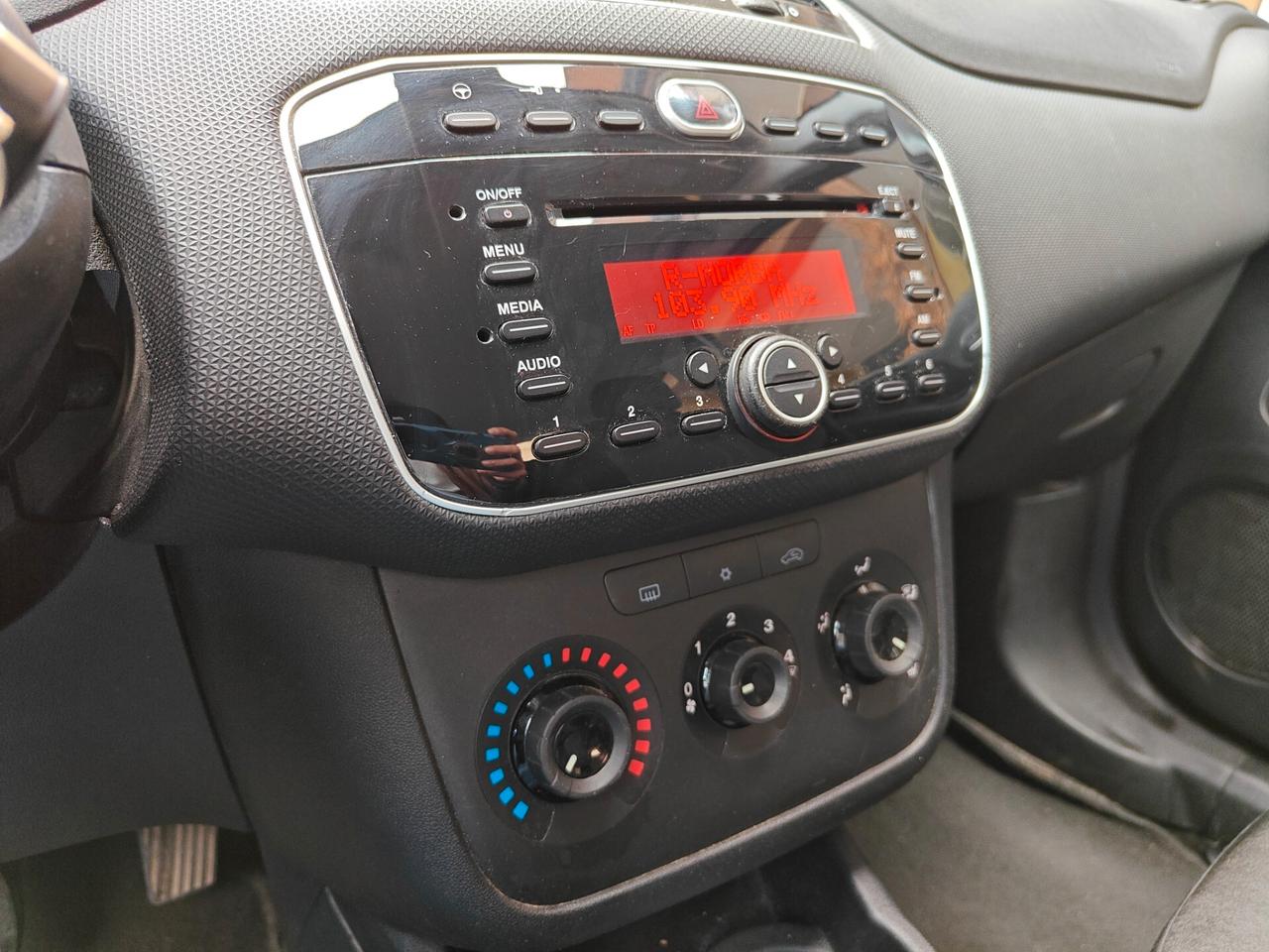 Fiat Punto 1.3 MJT II 75 CV 5 porte