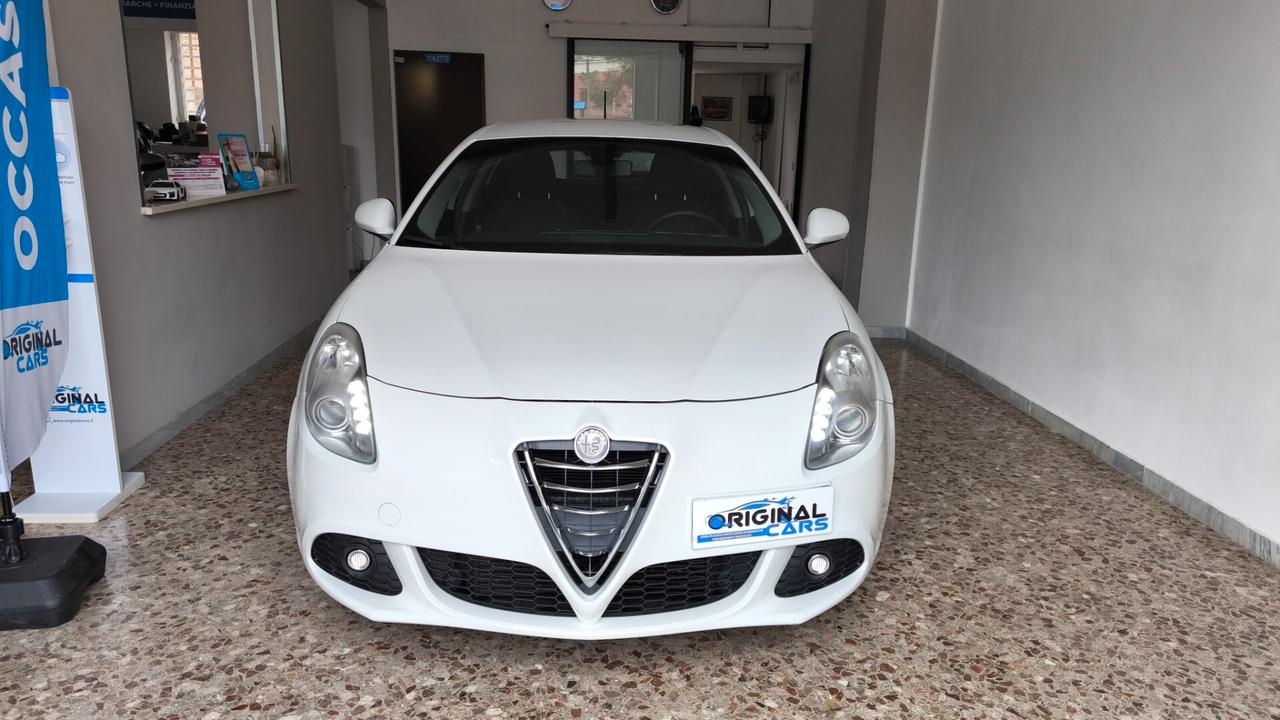 Alfa Romeo Giulietta 2.0 JTDm-2 140 CV Distinctive