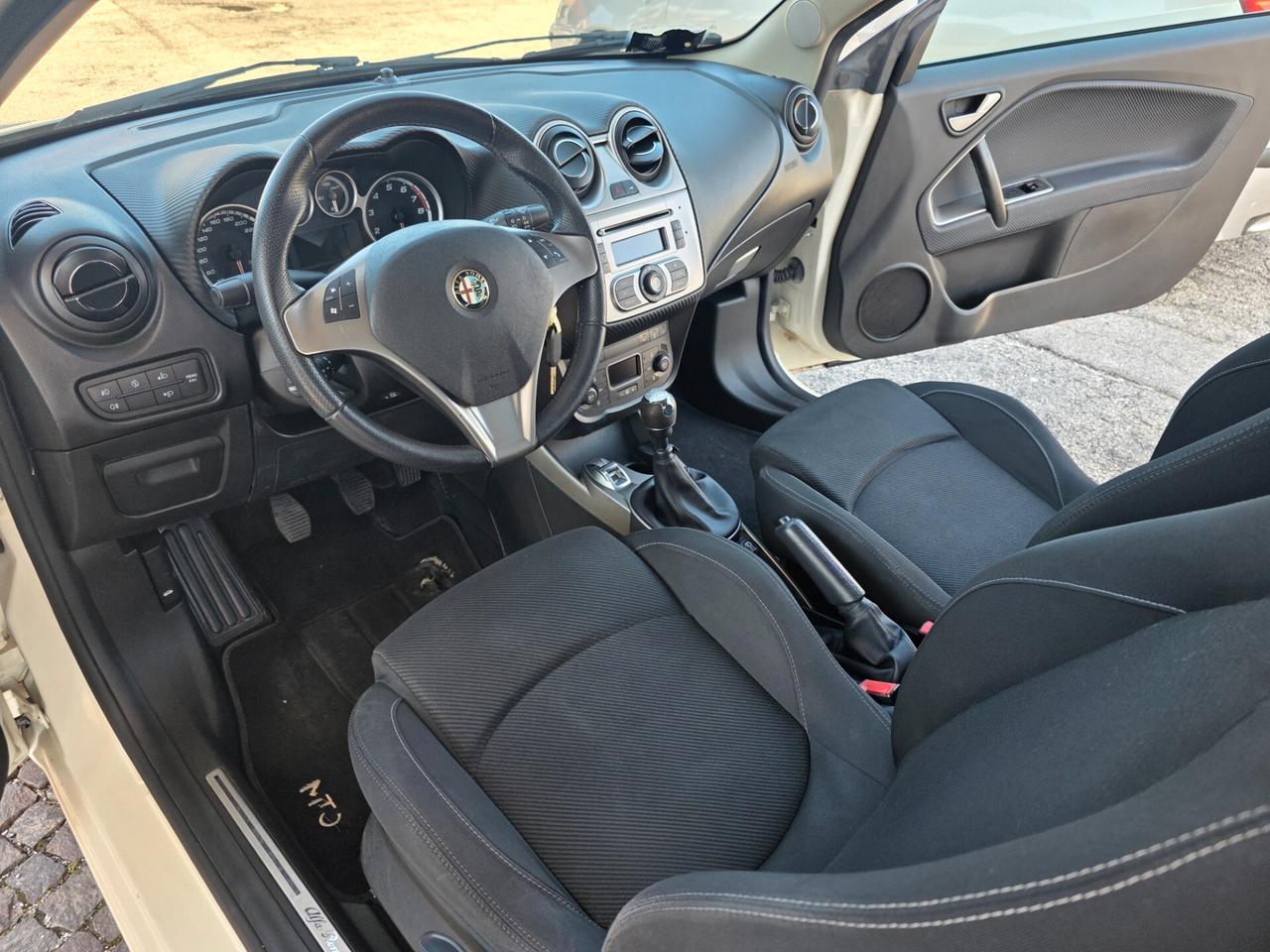 Alfa Romeo MiTo 1.4 105 CV M.air S&S Distinctive Sport Pack