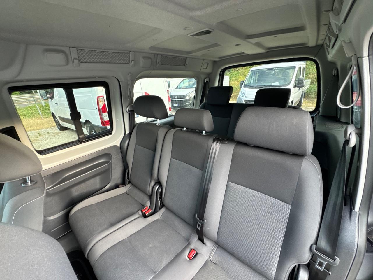 Volkswagen Caddy 2.0 Ecofuel 7 Posti Maxi Trendline