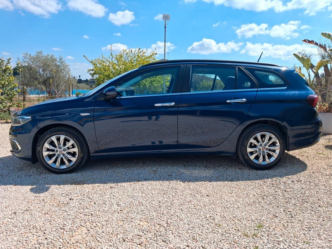 Fiat Tipo sw Lounge 1.6Mjt 120cv anno 2018