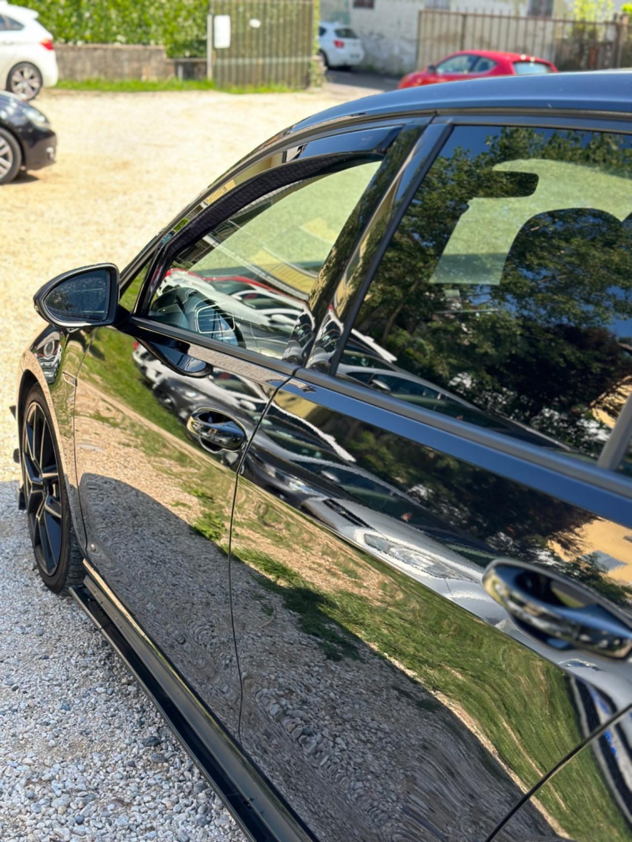 Volkswagen GOLF GTI PERFORMANCE 2.0 245 CV TSI 5P