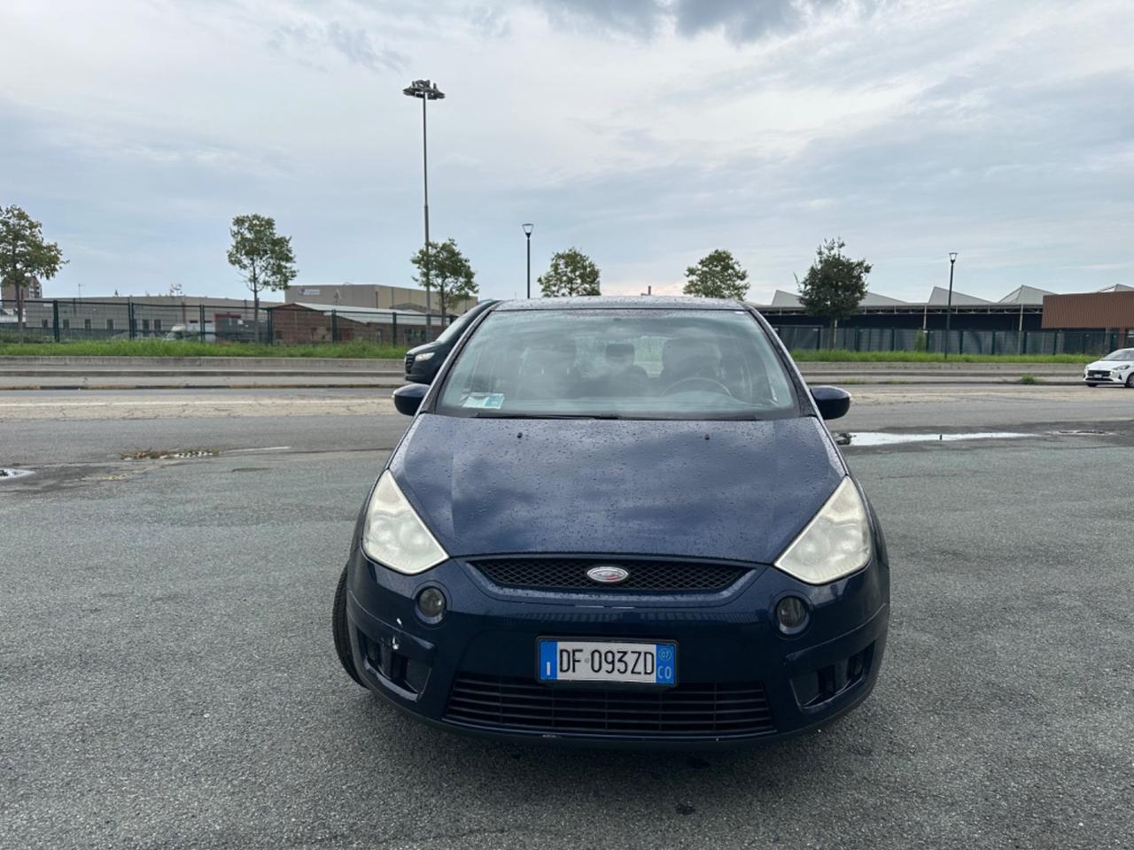 Ford S-Max 1.8 TDCi 125CV Titanium 7 posti