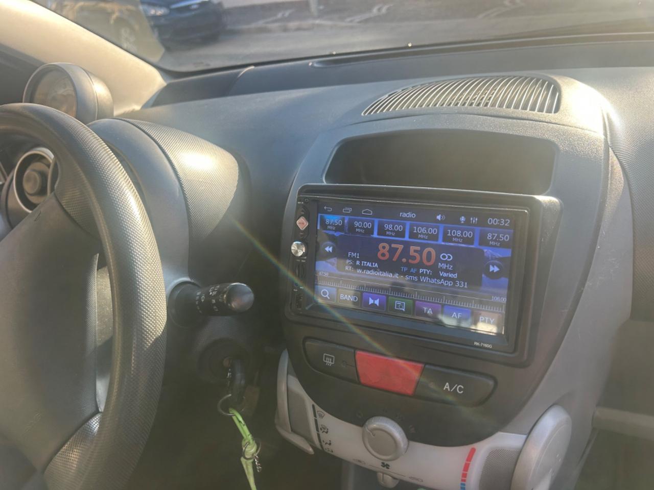 Peugeot 107 1.4 HDi 5p. Sweet Years