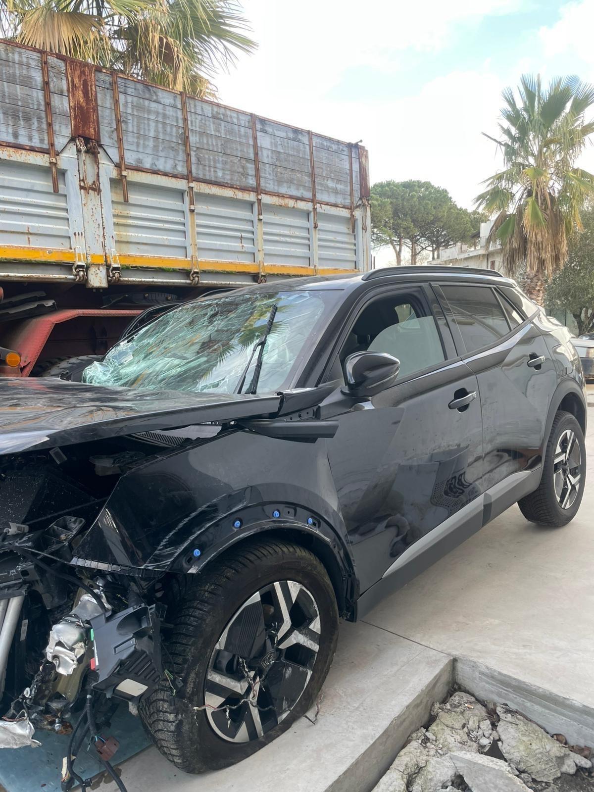 Peugeot 2008 PureTech 100 S&S Allure