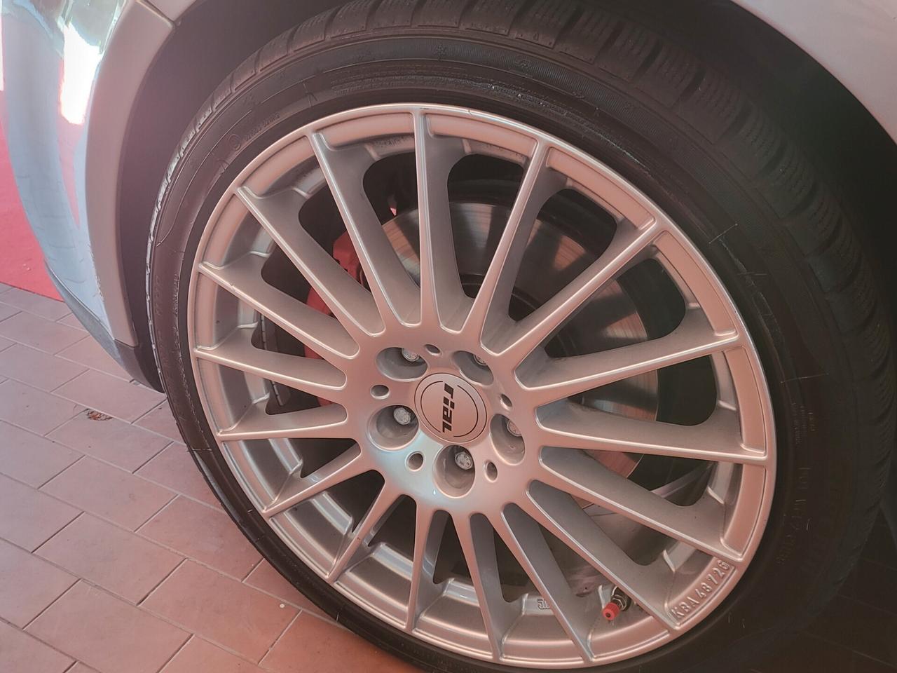 Volkswagen Golf GTI 2.0 16V TFSI 5p.