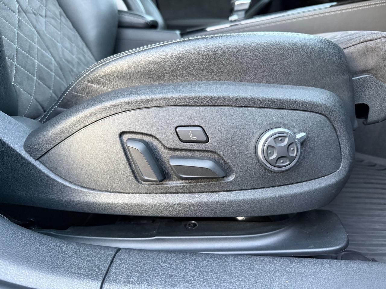 Audi A4 S4 AVANT 3.0 V6 347CV IBRIDA/DIESEL