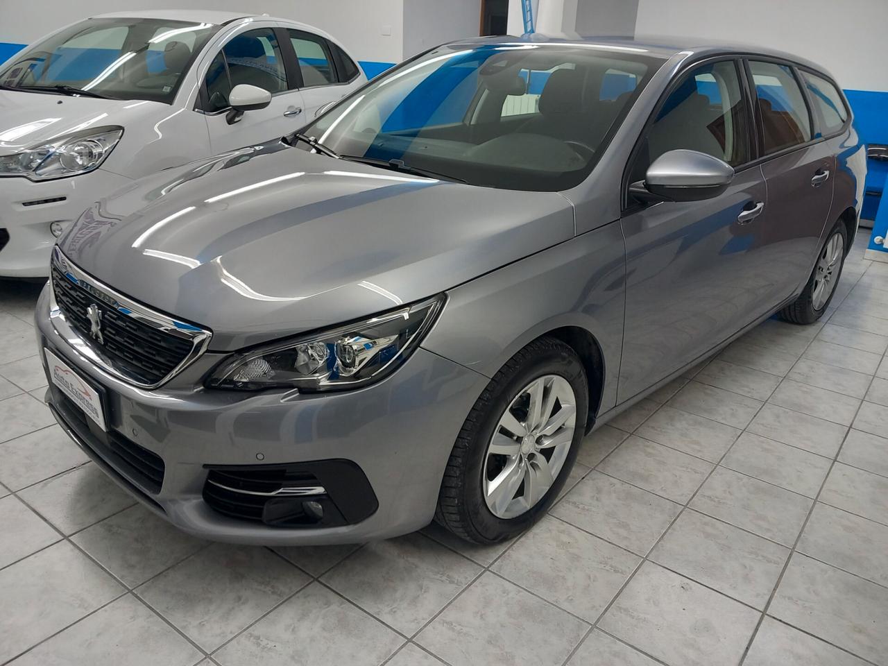 Peugeot 308 sw automatica anno 2019 1.5 diesel 63 mila km