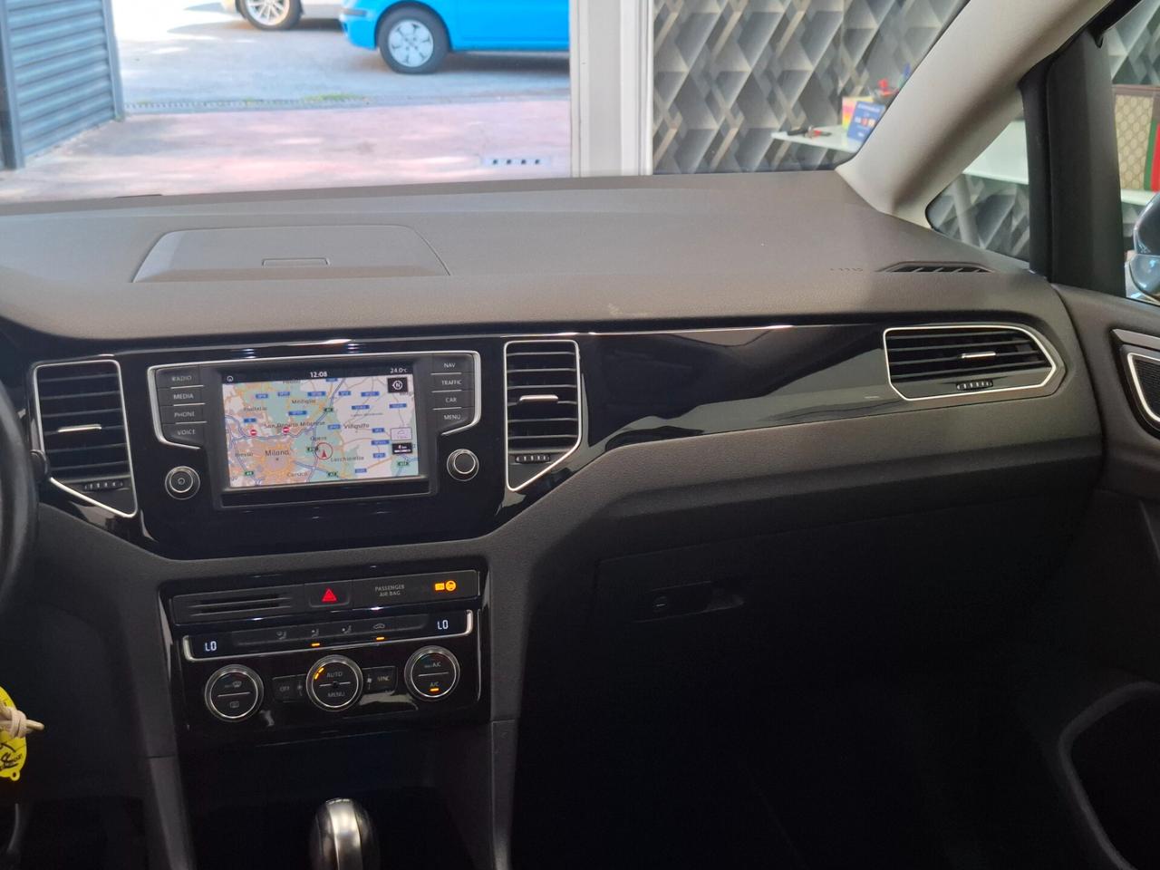 Volkswagen Golf Variant Sportsvan 1.6 TDI 110 CV DSG Executive BlueMotion Tech.
