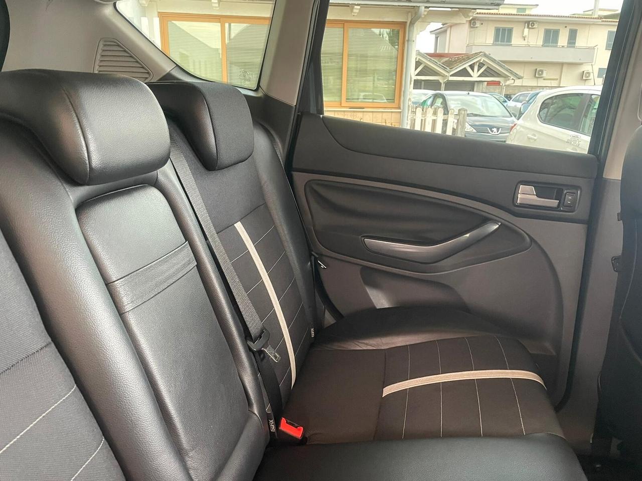 Ford Kuga 2.0 TDCi 136 CV 2WD Titanium DPF