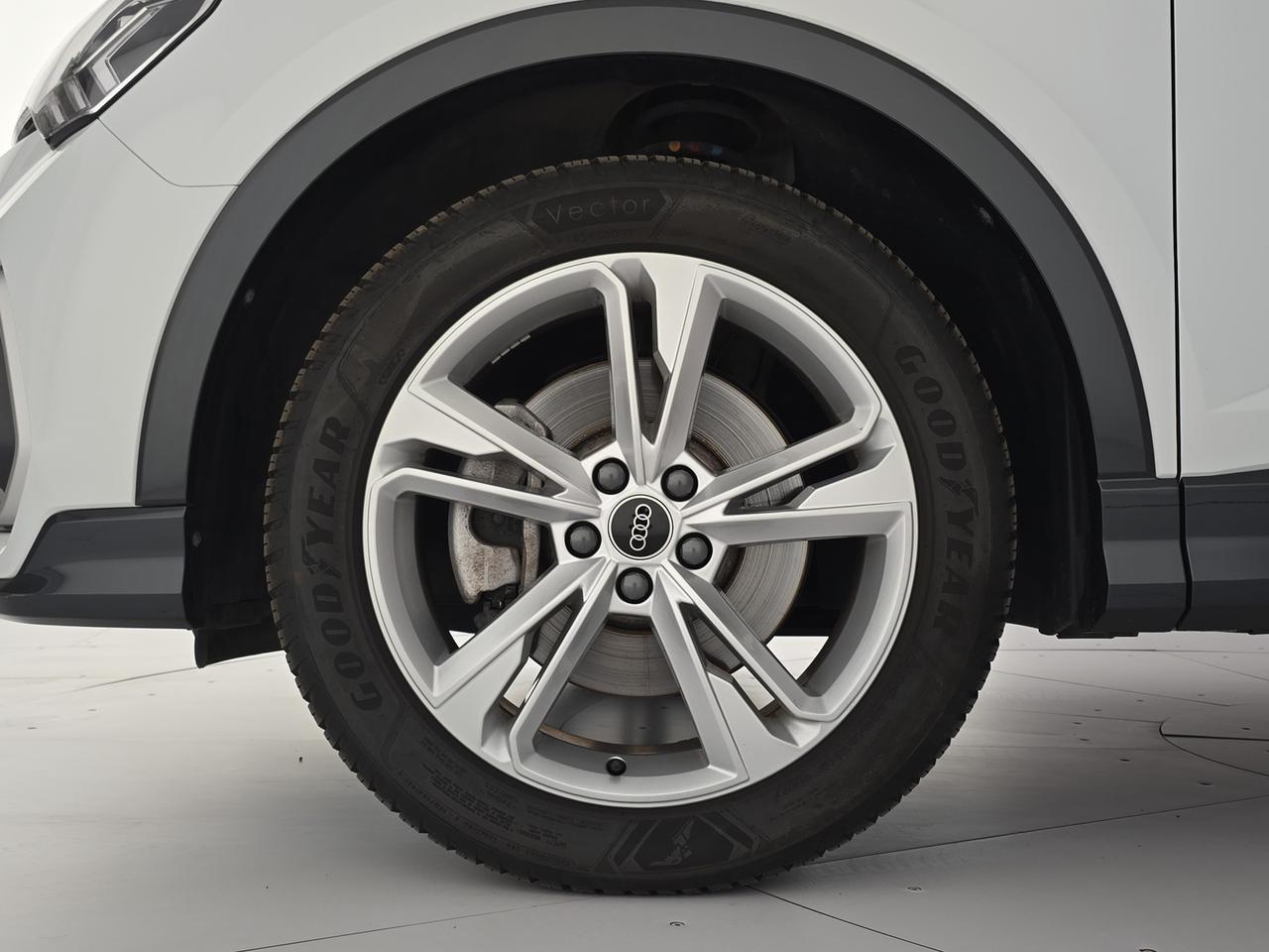 Audi Q3 sportback 40 2.0 tdi s line edition quattro 193cv s-tronic