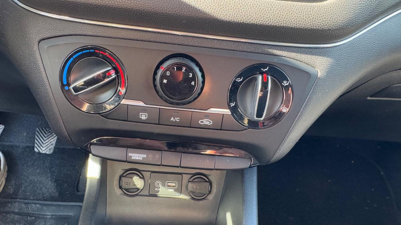 Hyundai i20 1.1 CRDi 12V 5 porte Comfort-2017