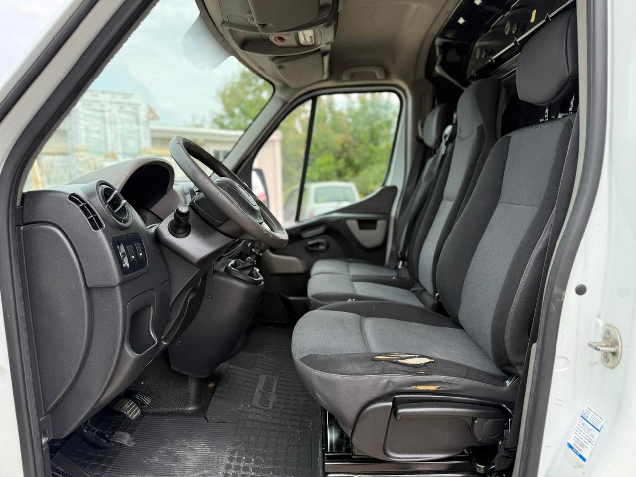 Renault Master 35 2.3 DCI L3H2 GANCIO TRAINO