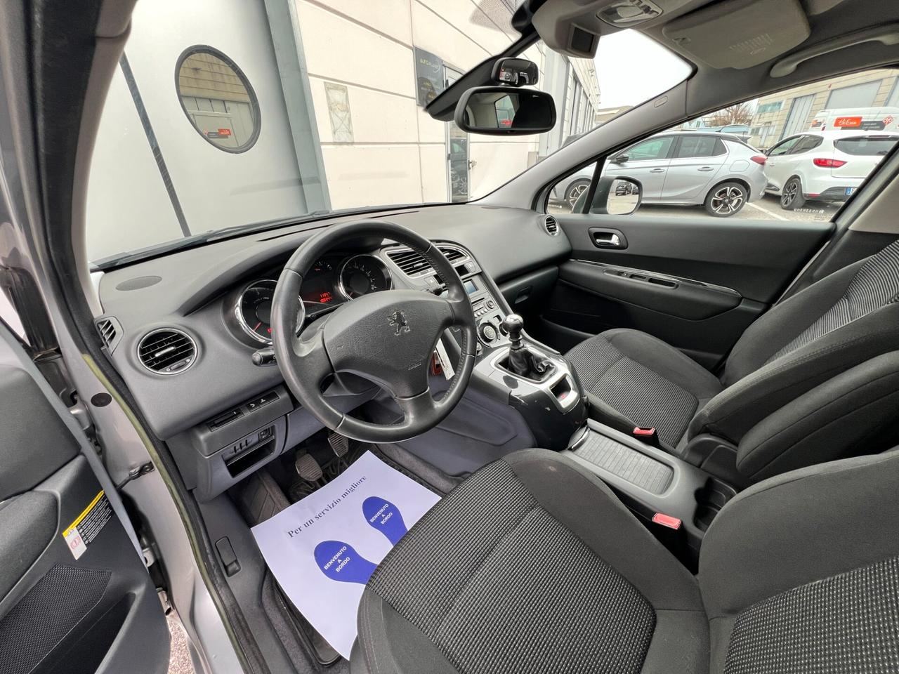 Peugeot 5008 1.6 HDi 112CV Business
