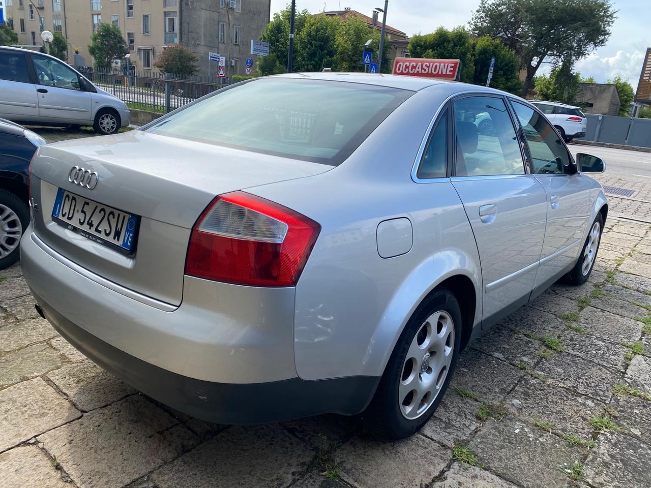 Audi A4 1.6 cat