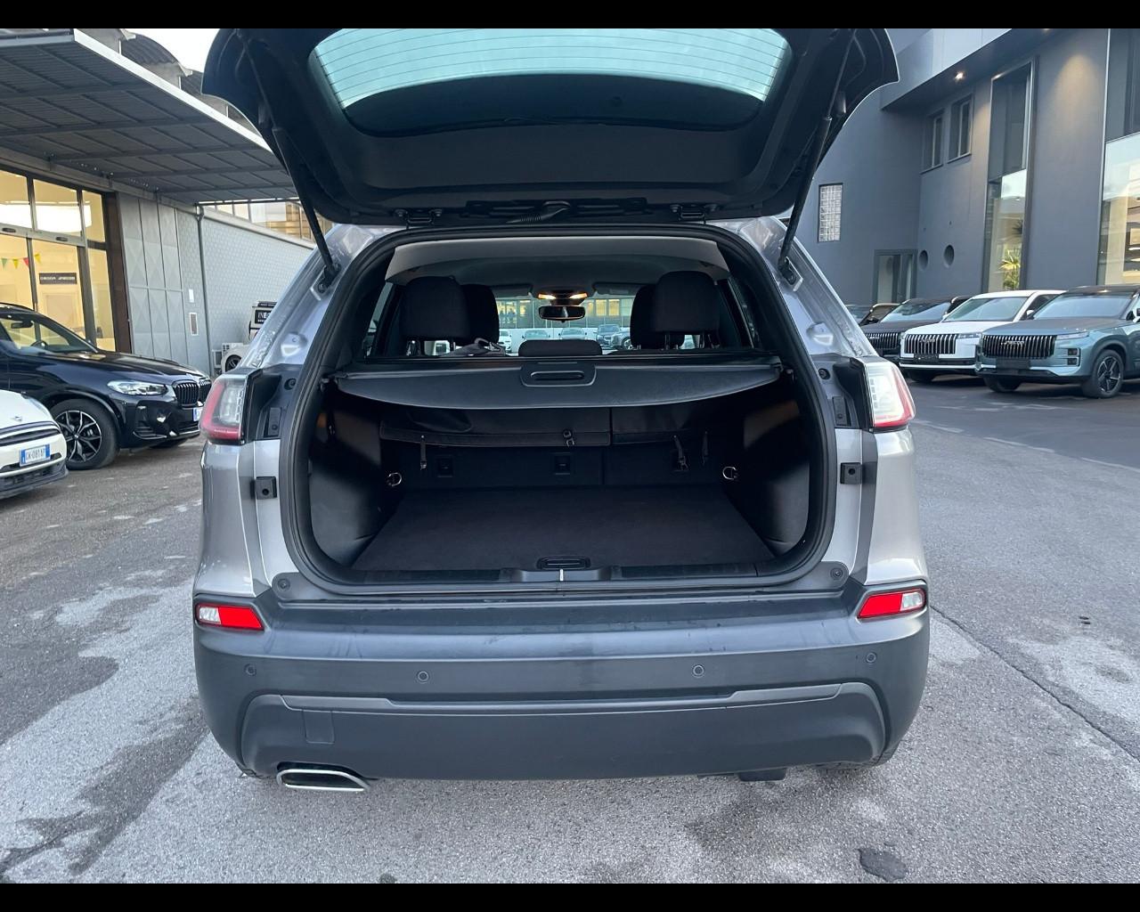 JEEP Cherokee 4ªs. 18-21 - Cherokee 2.2 Mjt Longitude