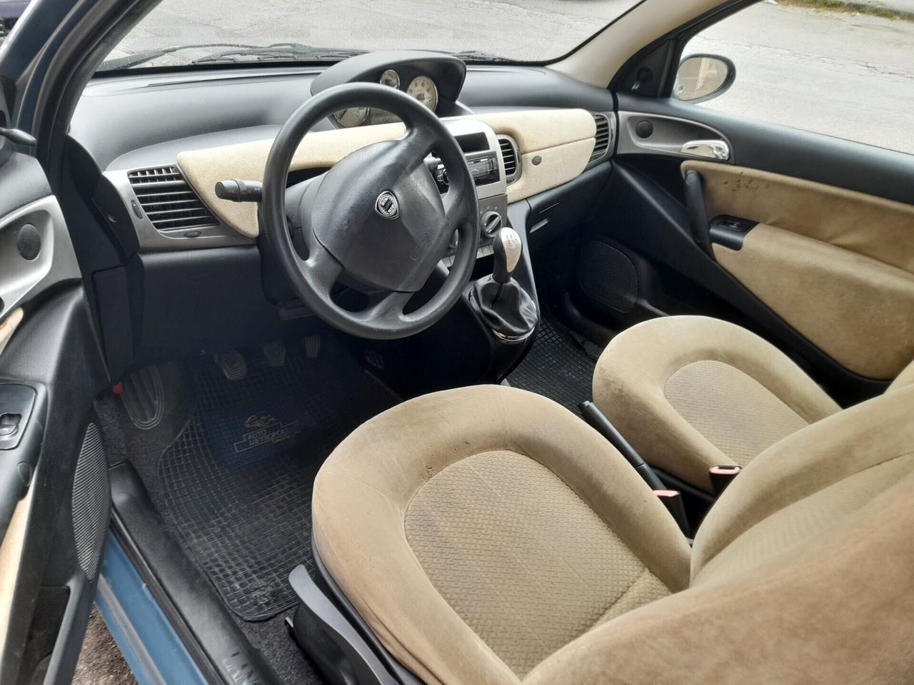 Lancia Ypsilon 1.3 Multijet