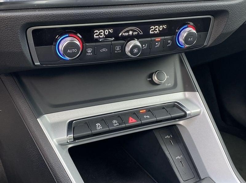 Audi Q3 Business 2.0 TDI 150CV S-Tronic 35