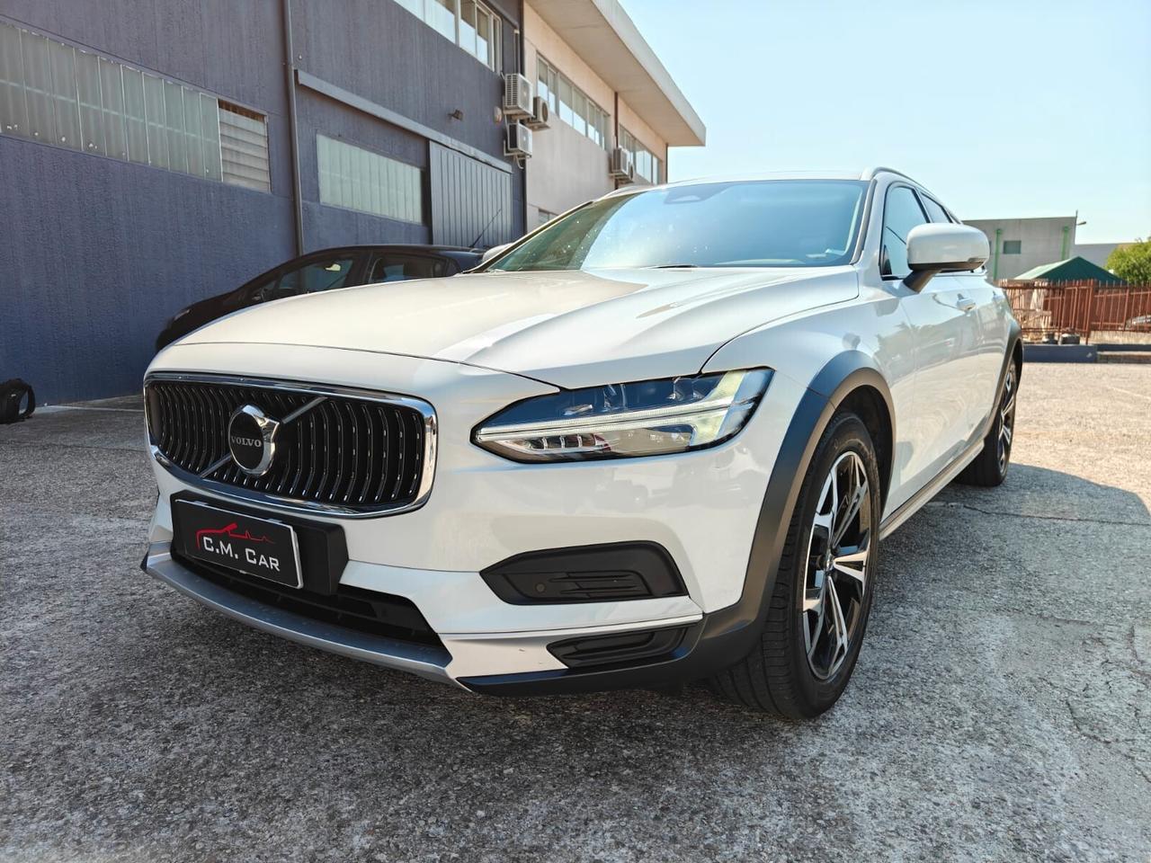 Volvo V90 Cross Country B4 (d) AWD automatico Business