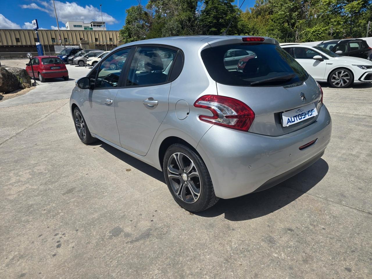 Peugeot 208 1.4 HDi 68 CV 5 porte Active