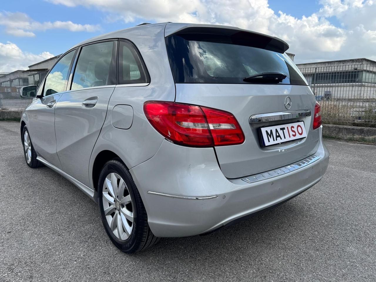 Mercedes-benz B 180 d Premium