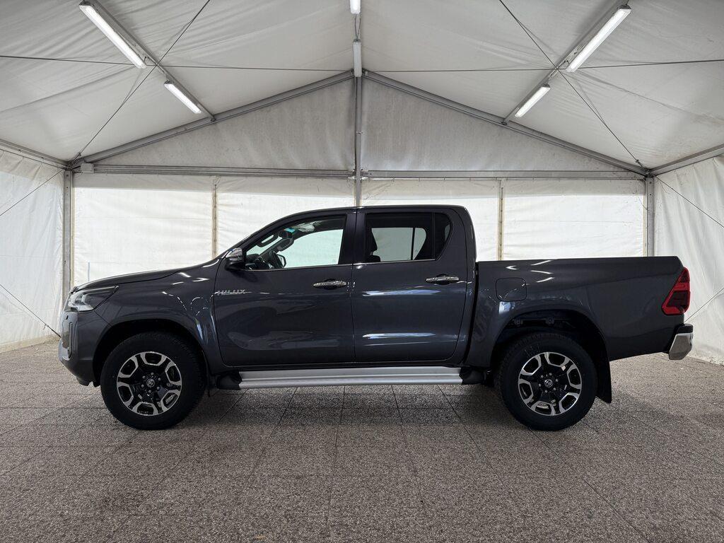 Toyota Hilux Double Cab 2.4 D-4D Executive A/T