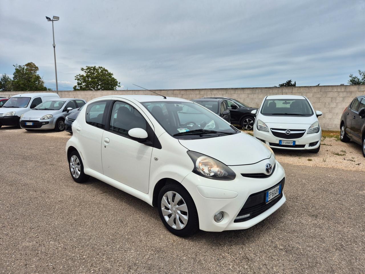 Toyota Aygo 1.0 12V VVT-i 5 porte Automatica