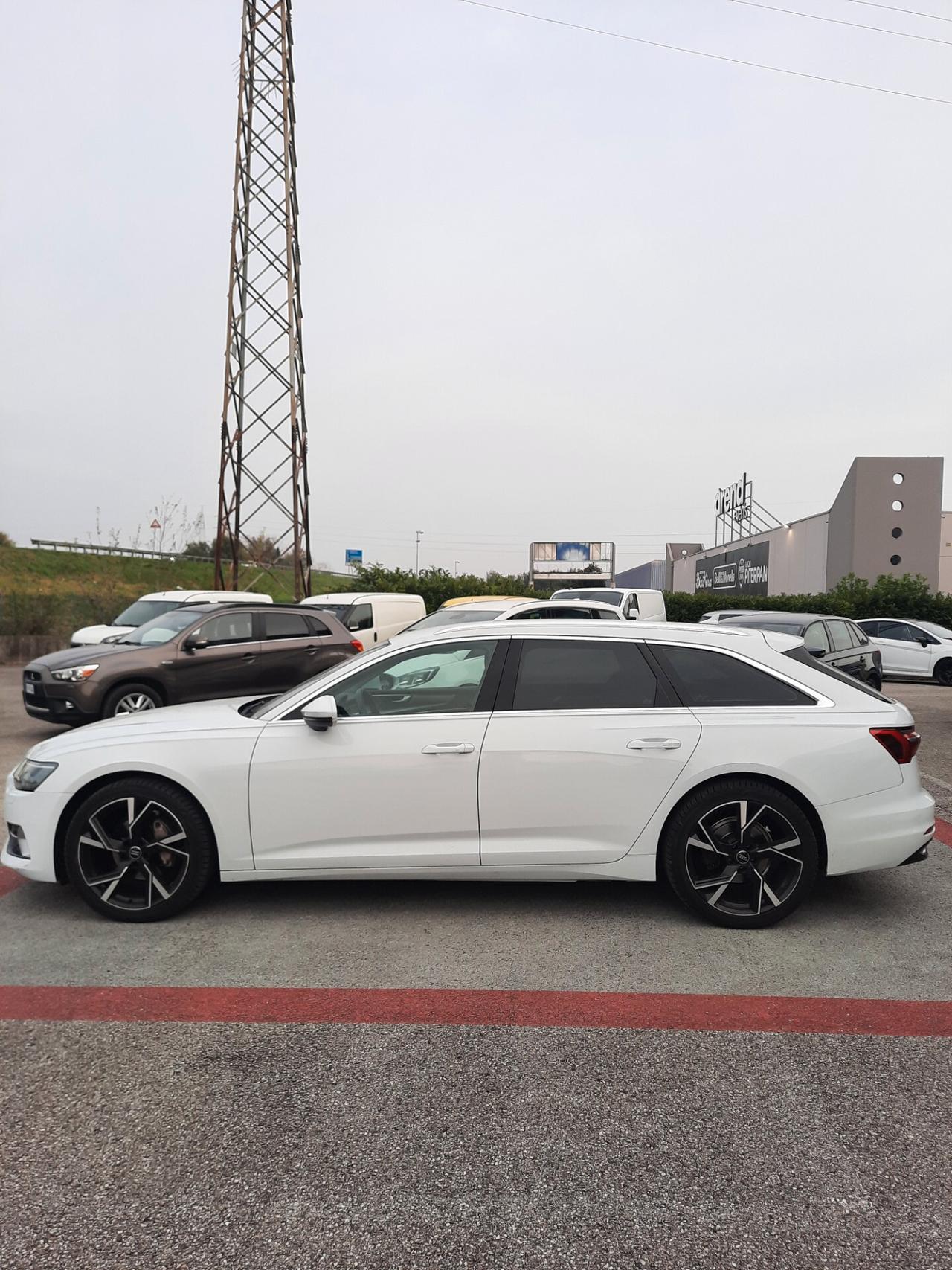 Audi A6 Avant 40 2.0 TDI S tronic Business Design