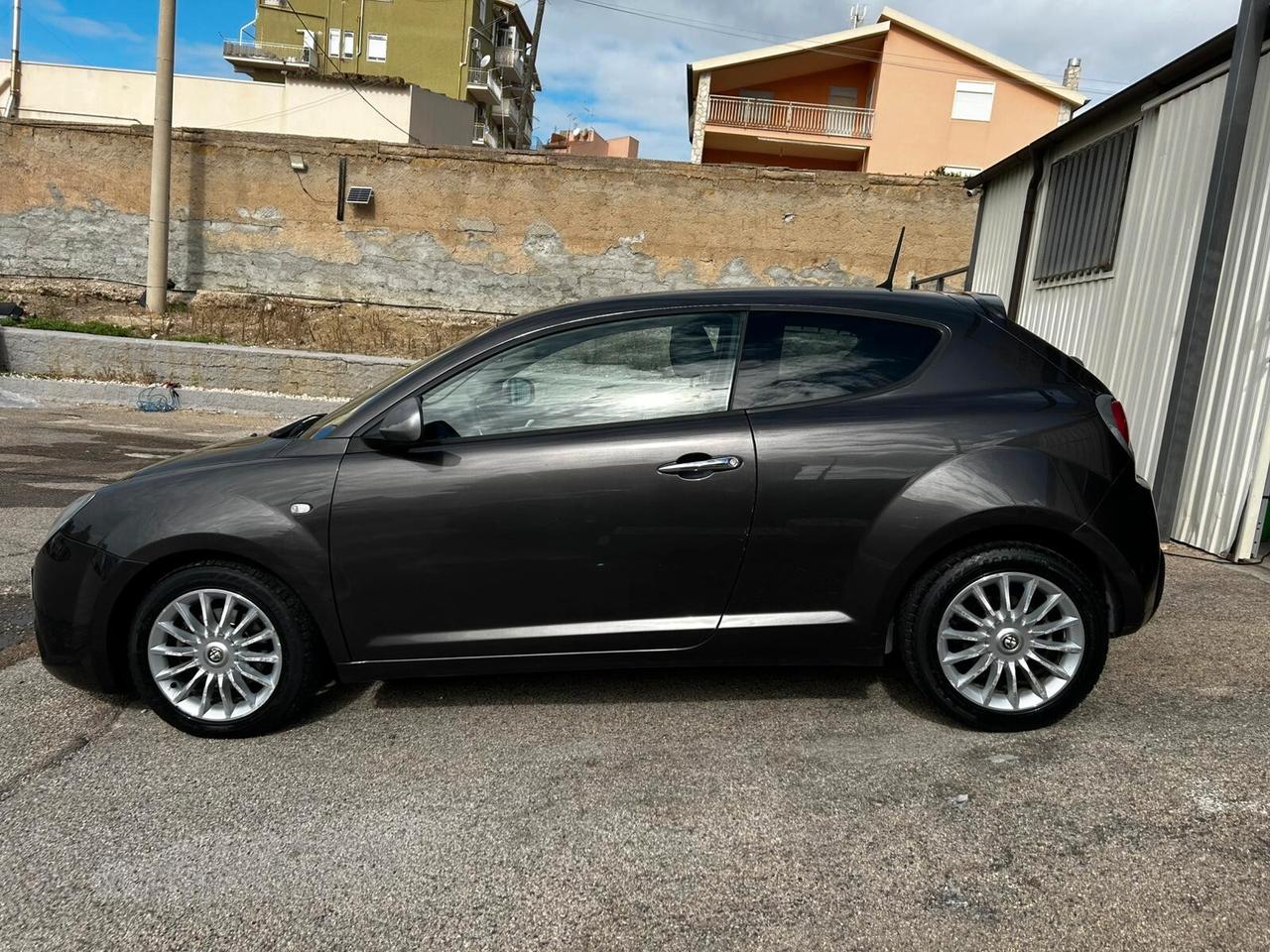 Alfa Romeo MiTo 1.3 JTDm 85 CV S&S Racer