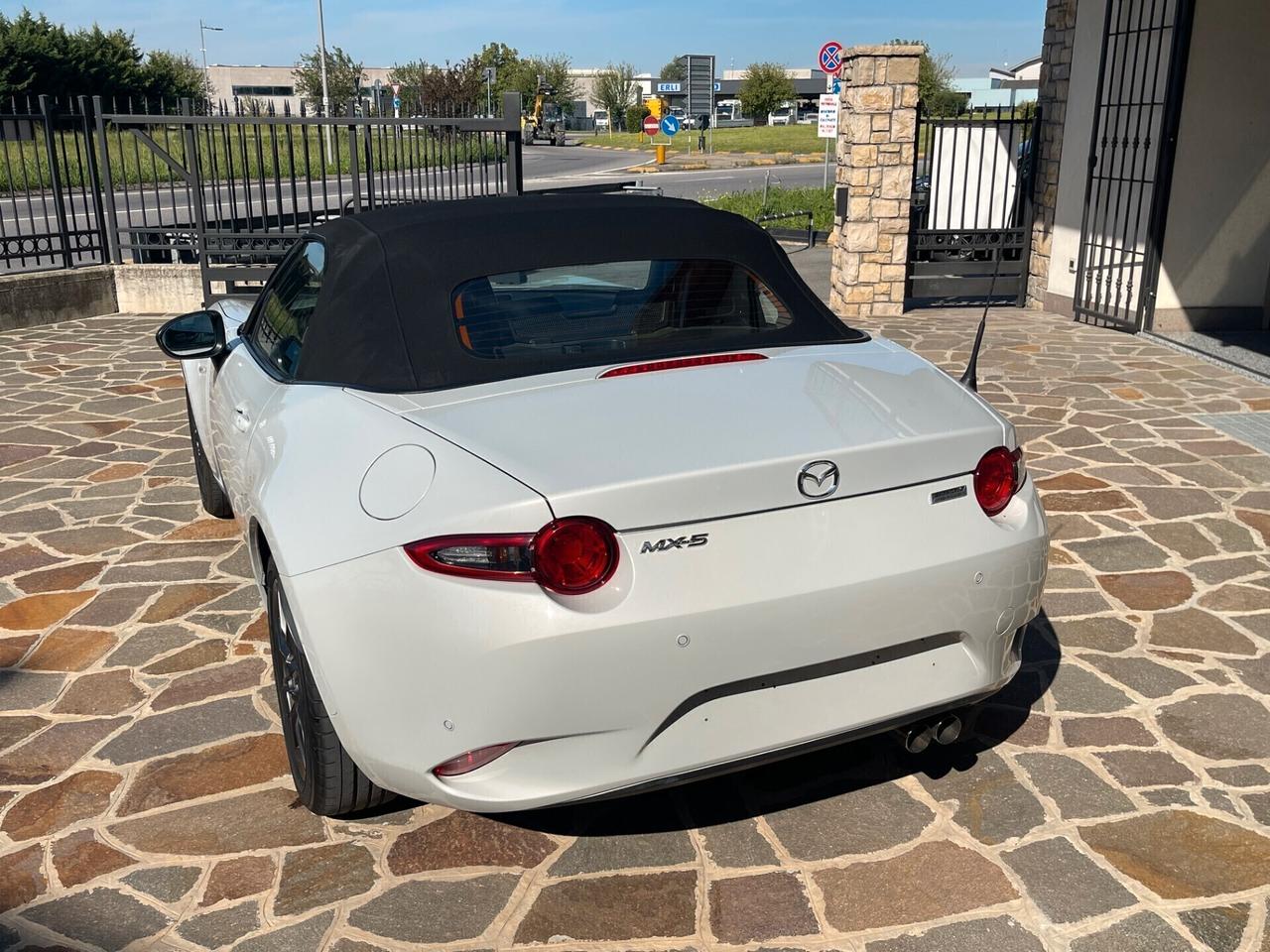 Mazda MX-5 1.5 SPORT-LINE