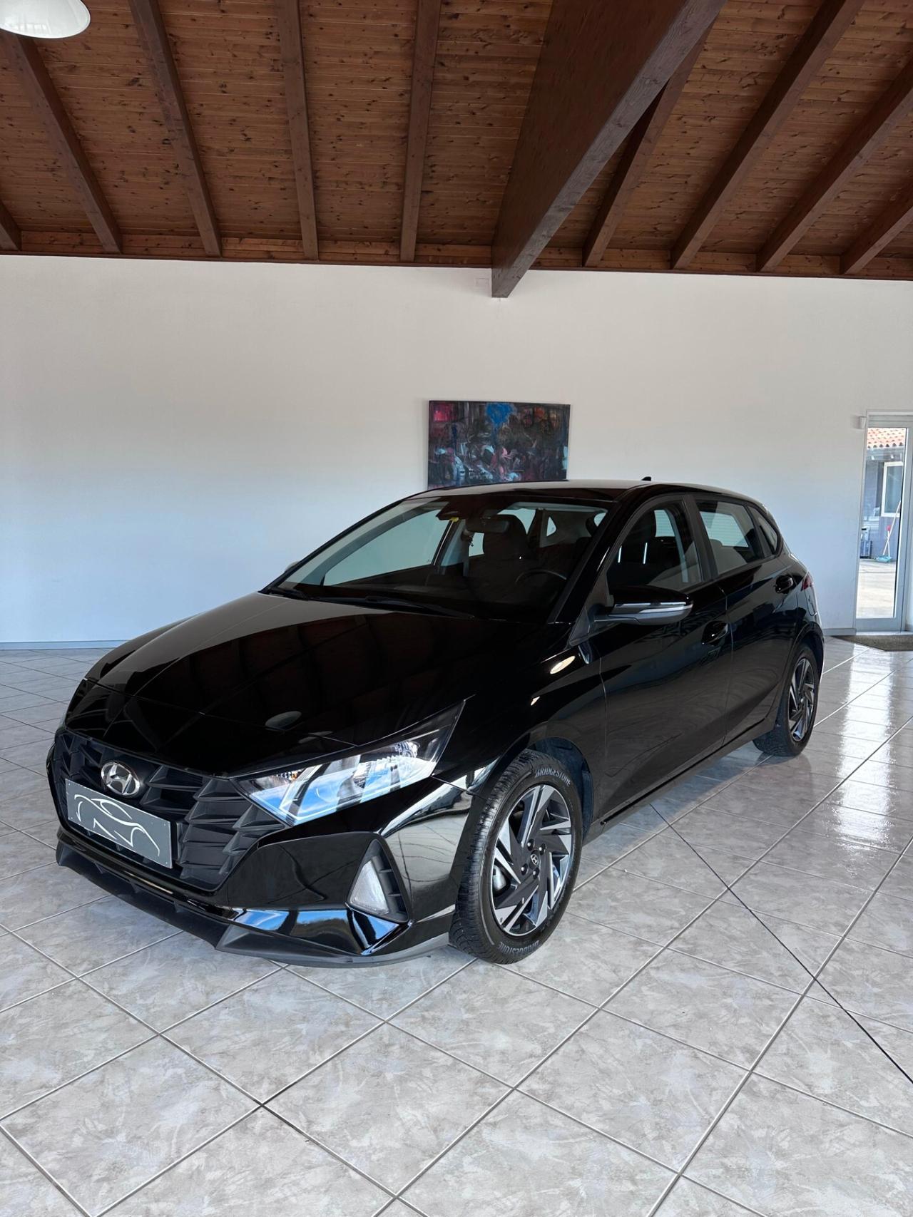 Hyundai i20 III 2022 1.2 mpi Connectline *UniProprietario *NeroMetallizzato*Cerchi inLega *AppleCarplay*Retr
