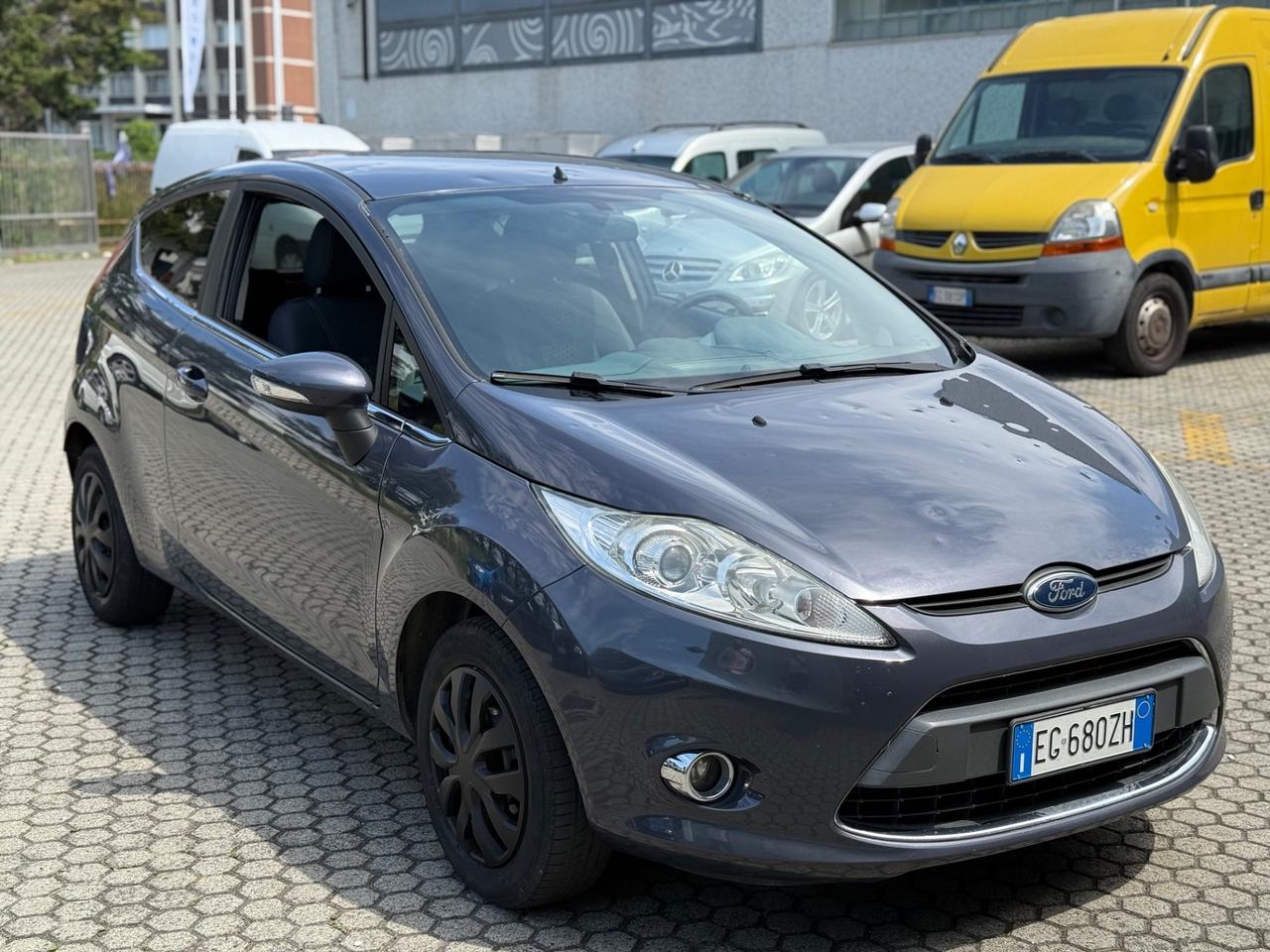 Ford Fiesta 1.4 TDCi 70CV 3 porte Titanium