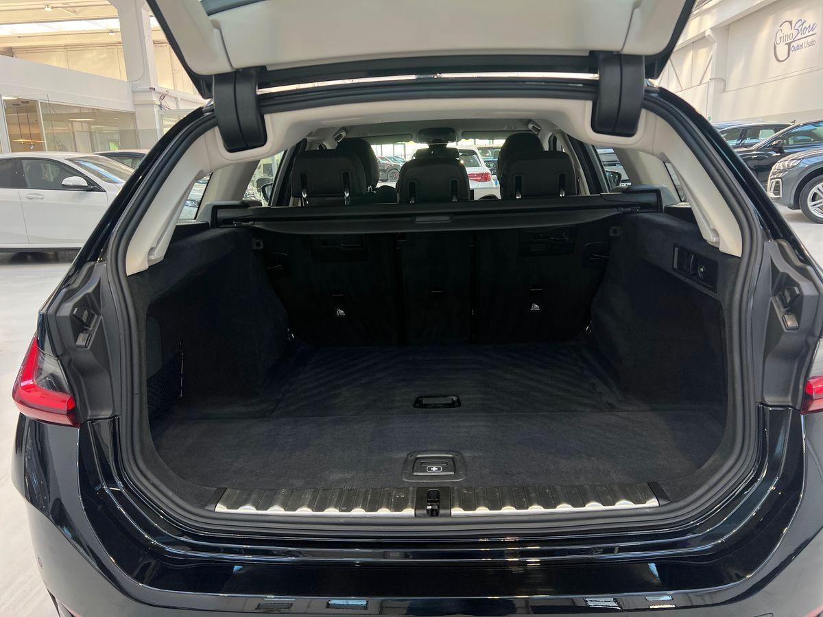 BMW Serie 3 G21 2022 Touring - 330i Touring xdrive MSport auto