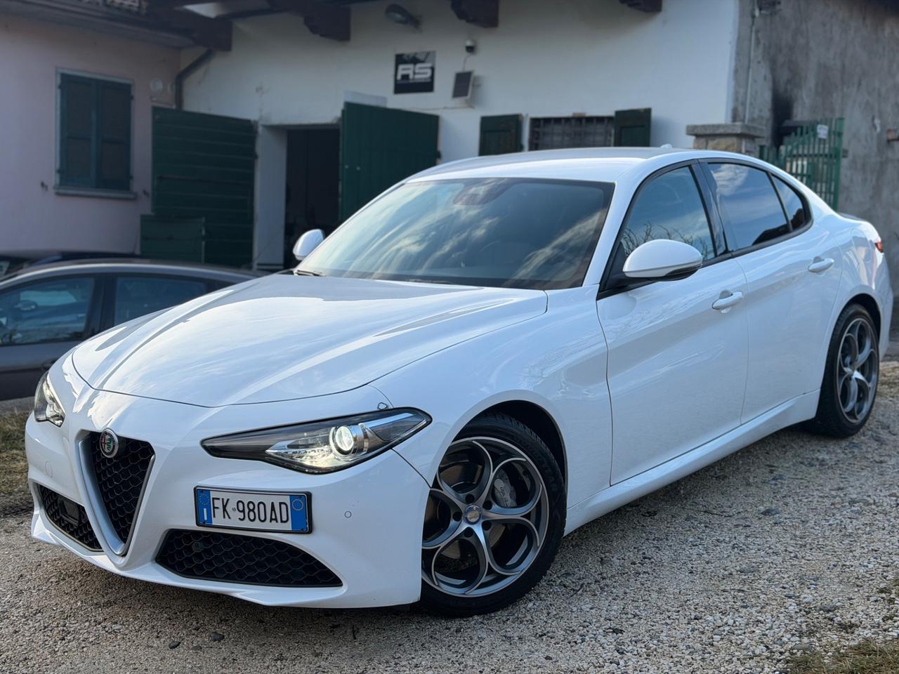 Alfa Romeo GIULIA 2.2d 150 CV SUPER KMCERT GARANZ