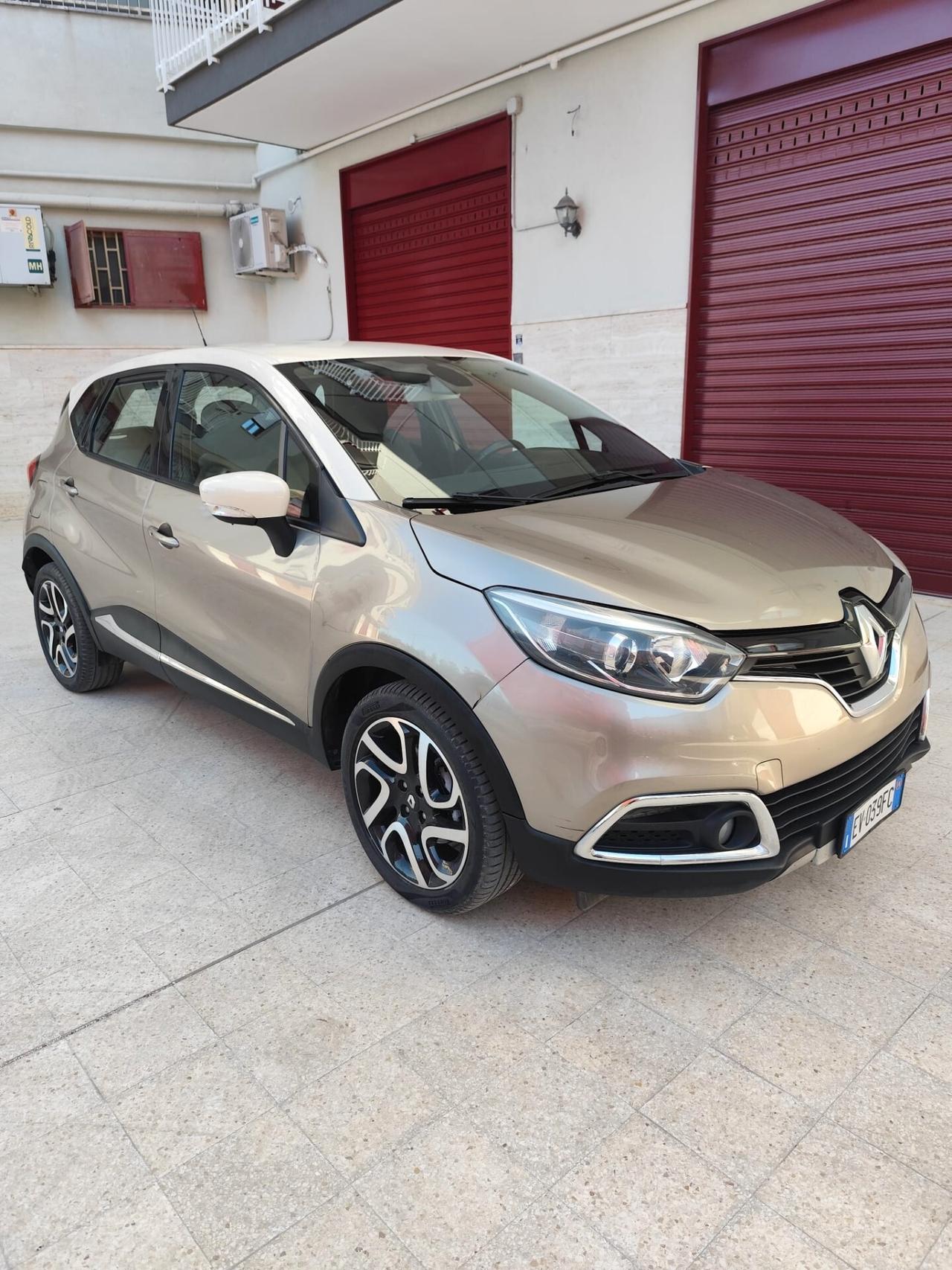 Renault Captur 1.5 dCi 8V 90 CV *GANCIO DI TRAINO*