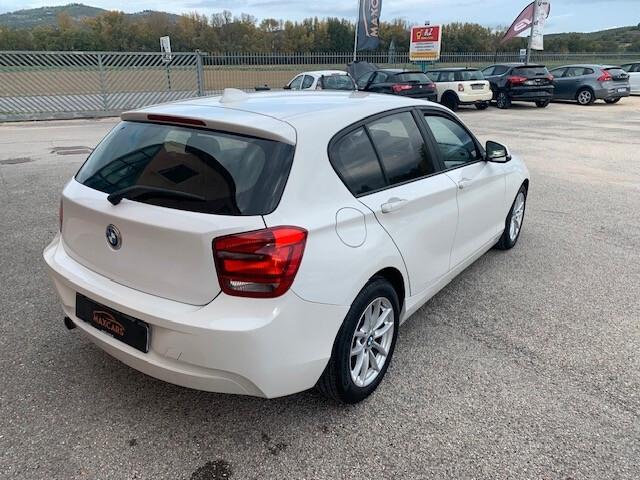 Bmw 118 118d 5p. Urban