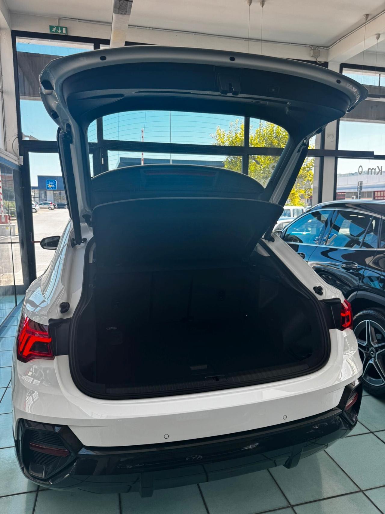 Audi Q3 SPB 35 TDI S tronic Business Plus
