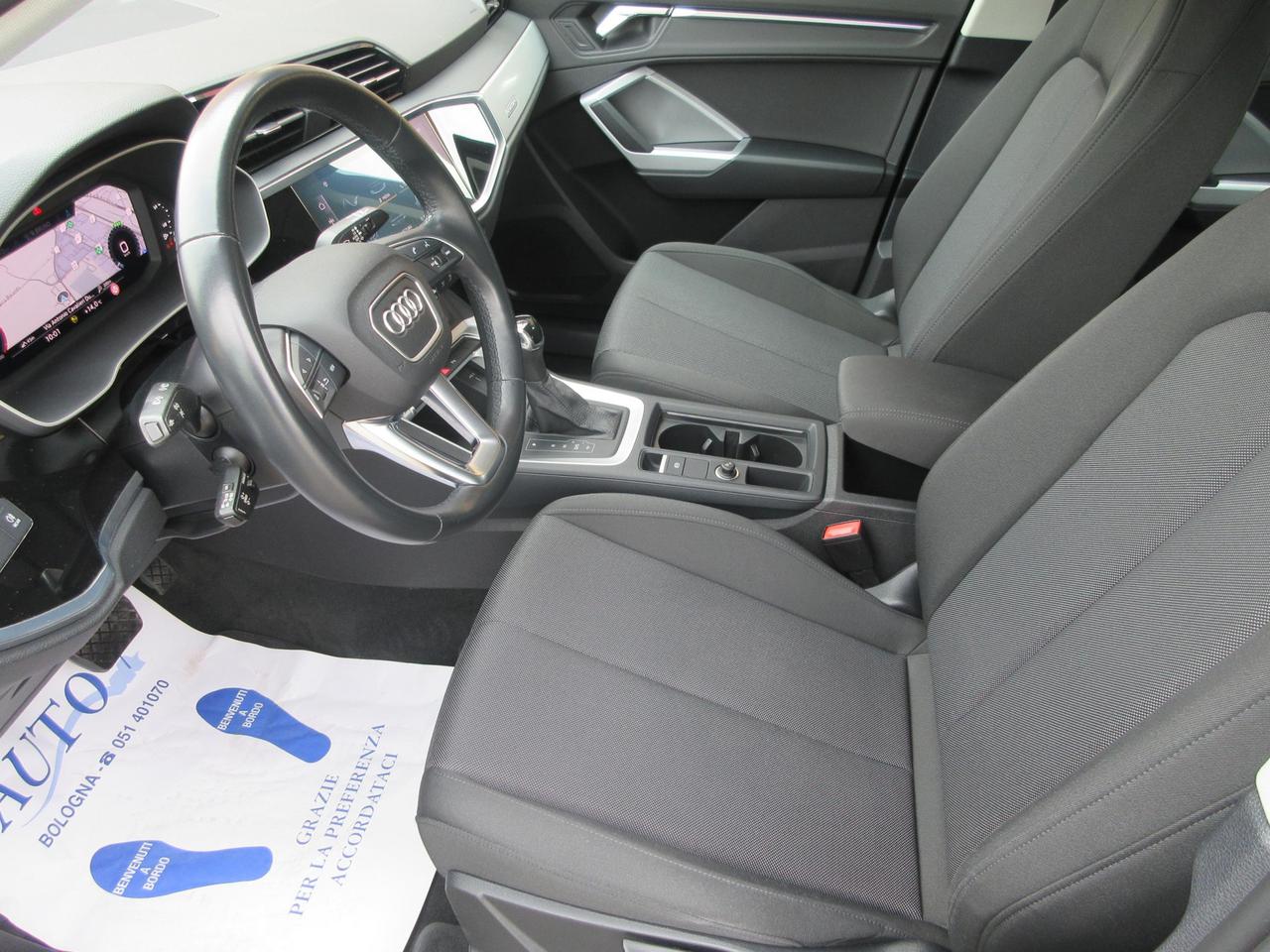 Audi Q3 35 2.0 tdi Business quattro s-tronic