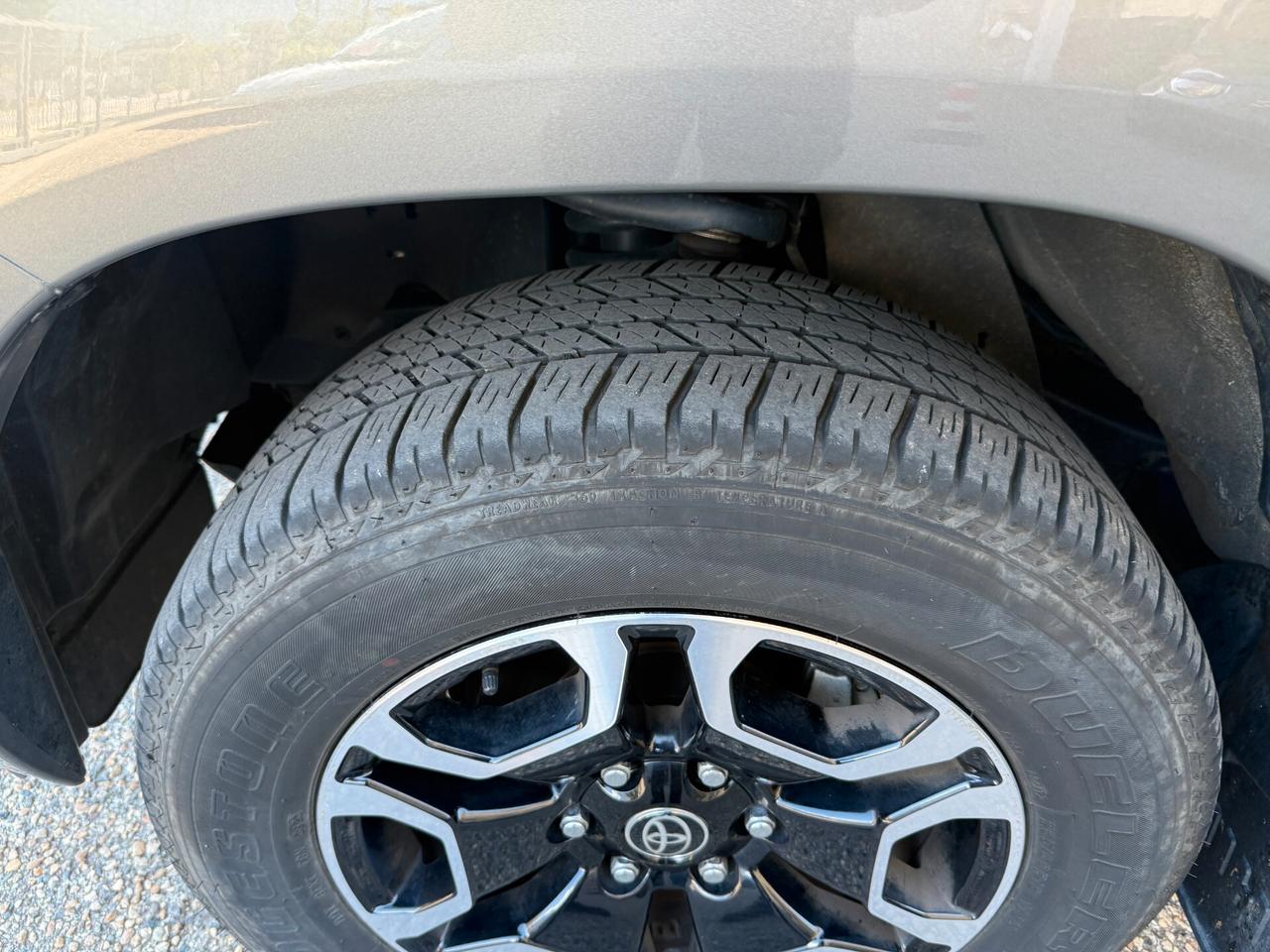 Toyota Hilux 2.4 D-4D A/T 4WD 4 porte Double Cab Executive