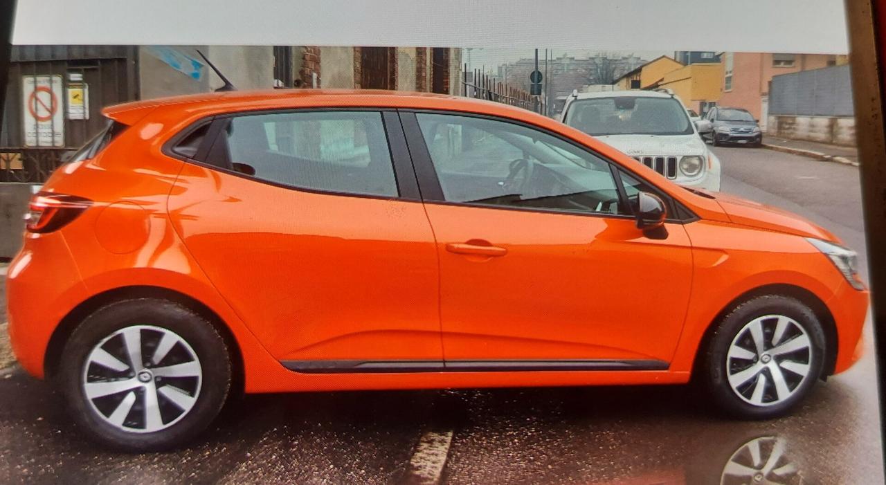 Renault Clio Full Hybrid E-Tech 145 CV 5 porte Techno