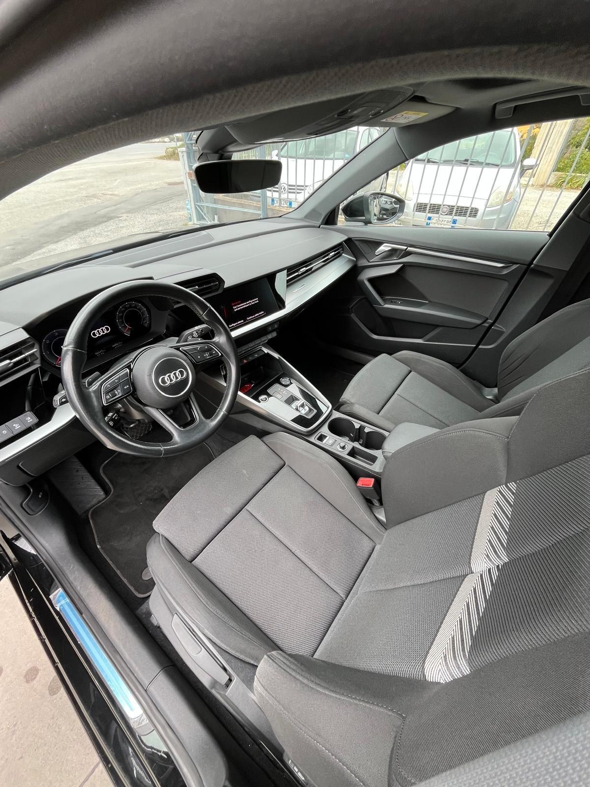 Audi A3 Sedan 35 TDI S tronic line edition