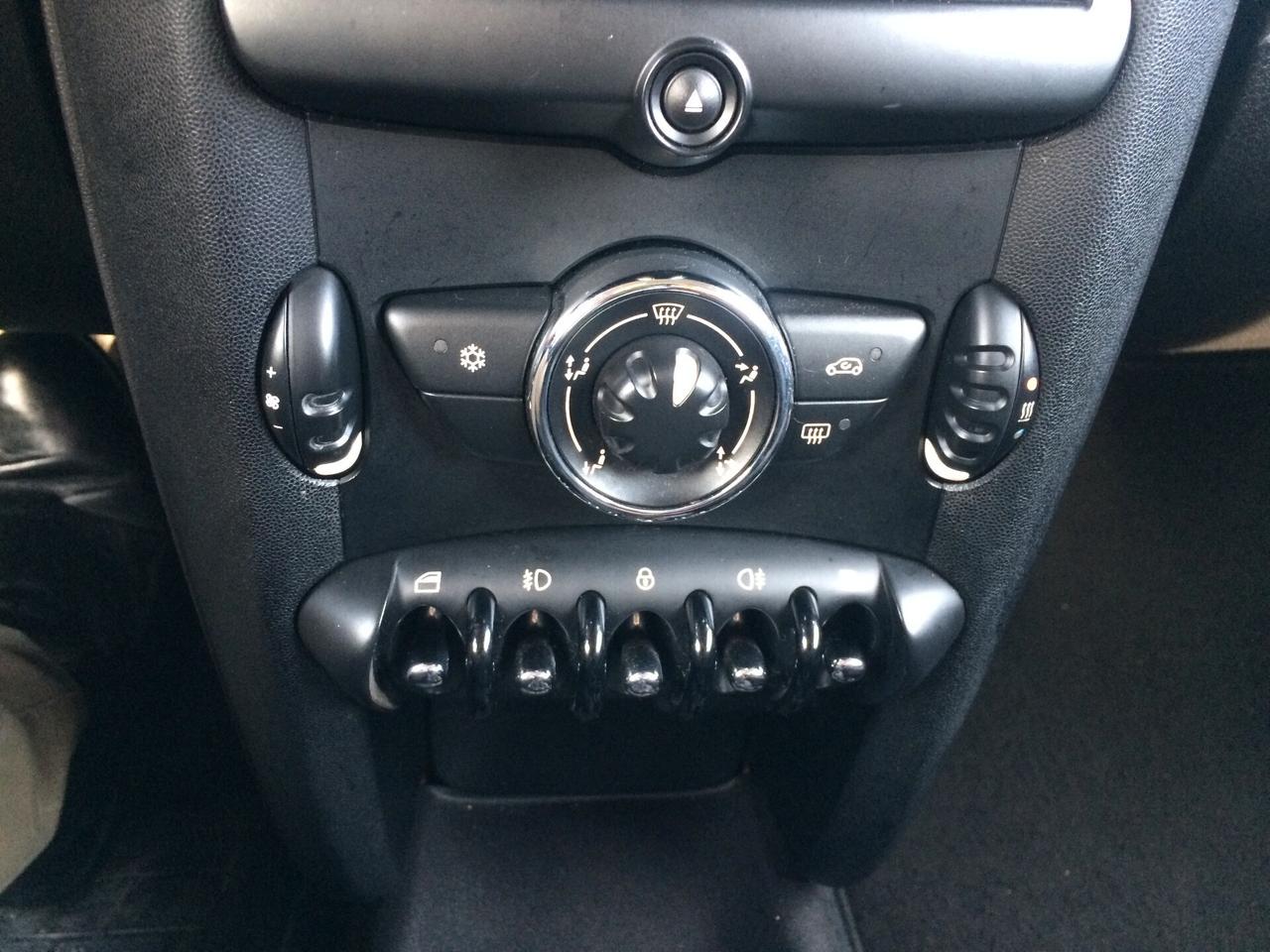 2011 Mini 1.6 16V One (55kW) per neopatentati tagliandata !!!