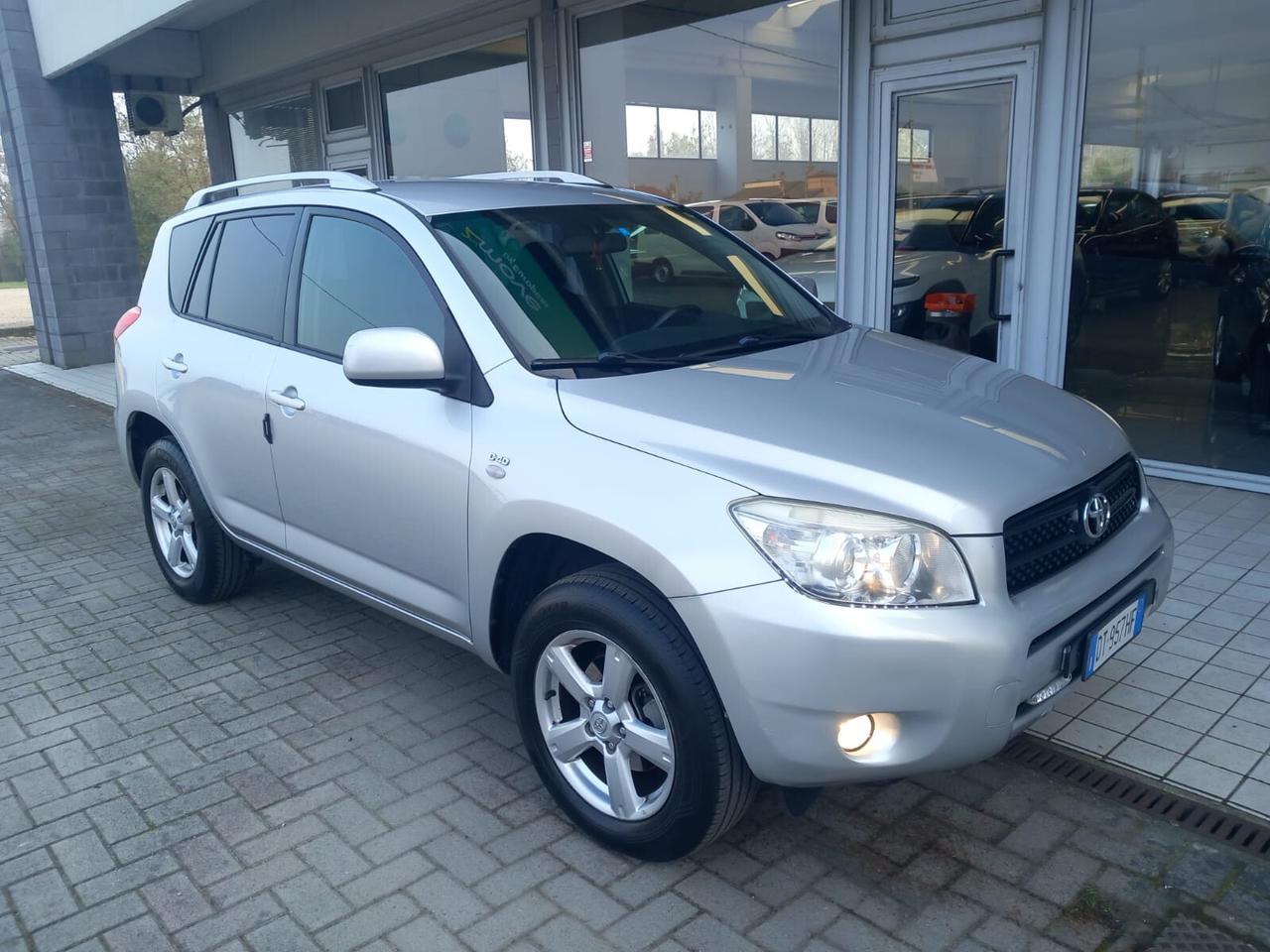 Toyota RAV 4 RAV4 2.2 D-4D 136 CV DPF Sol